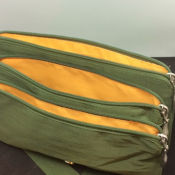 Baggallini - Picture 2 of 2